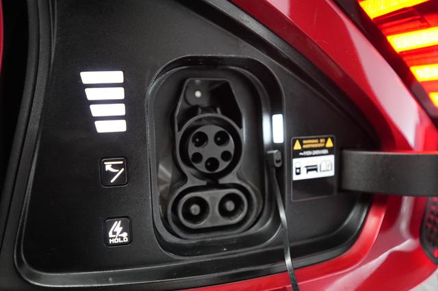 2024 Kia EV6 — photo 8 of 23