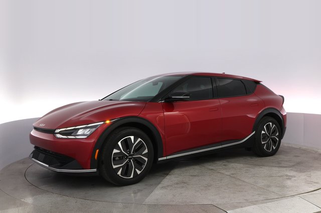2024 Kia EV6 — photo 14 of 23