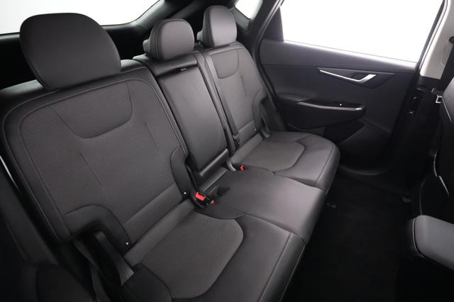 2024 Kia EV6 — photo 4 of 23