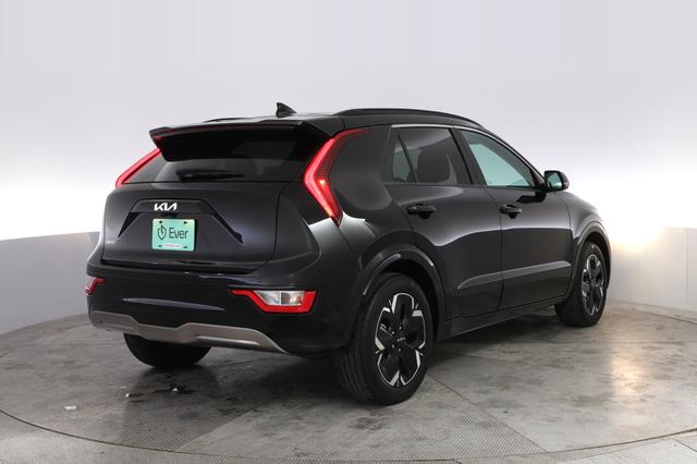2024 Kia Niro EV — photo 2 of 21