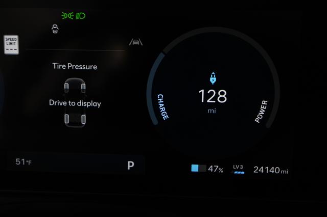 2024 Hyundai Kona Electric — photo 5 of 20