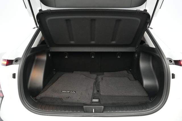 2024 Hyundai Kona Electric — photo 6 of 23
