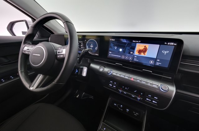 2024 Hyundai Kona Electric — photo 20 of 23
