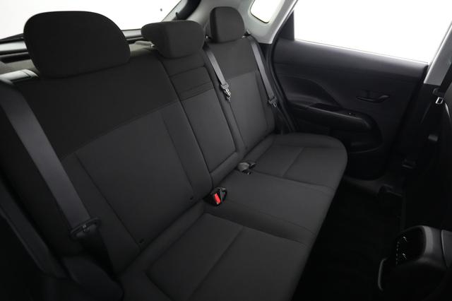 2024 Hyundai Kona Electric — photo 4 of 23