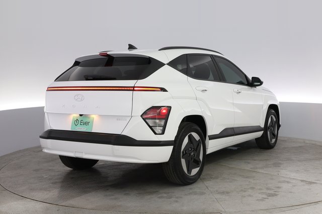 2024 Hyundai Kona Electric — photo 2 of 23