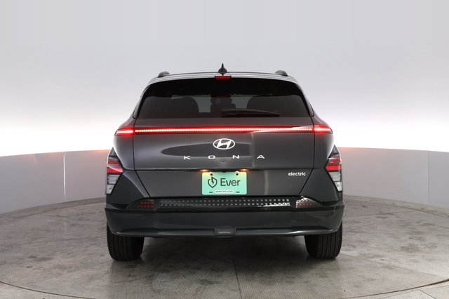 2024 Hyundai Kona Electric — photo 12 of 20