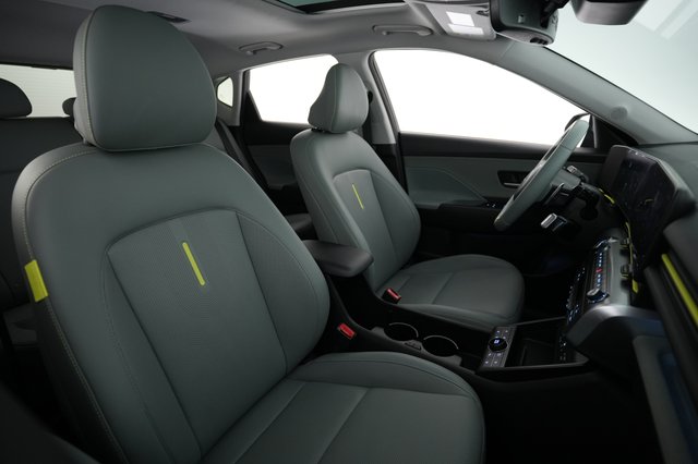 2024 Hyundai Kona Electric — photo 18 of 20