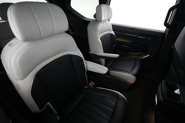 2024 Kia EV9 — photo 4 of 22