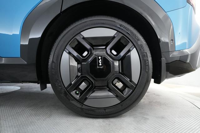 2024 Kia EV9 — photo 7 of 22