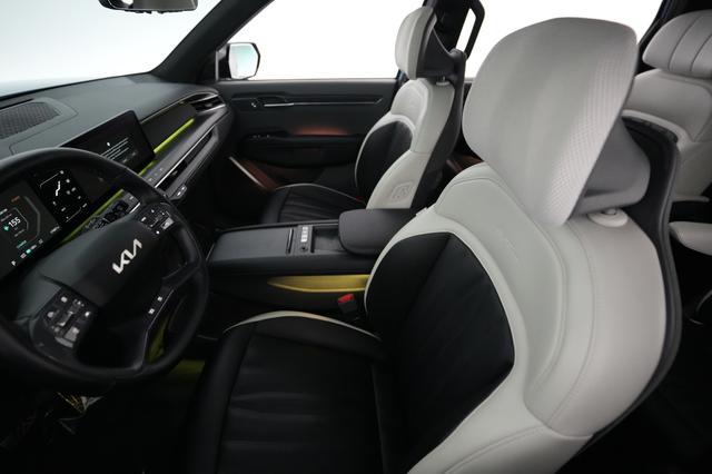 2024 Kia EV9 — photo 3 of 22