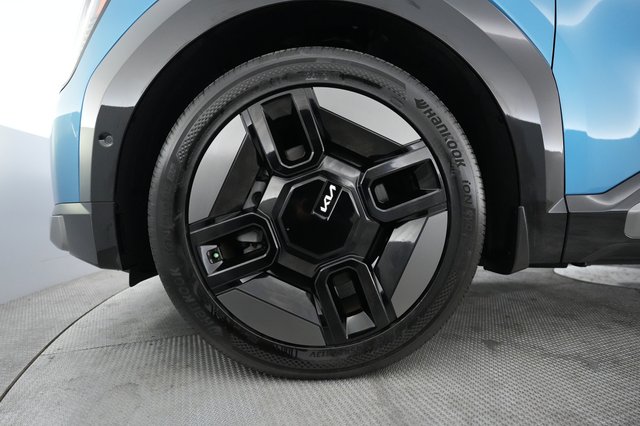 2024 Kia EV9 — photo 17 of 22
