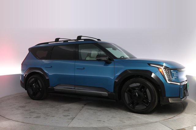 2024 Kia EV9 — photo 11 of 24