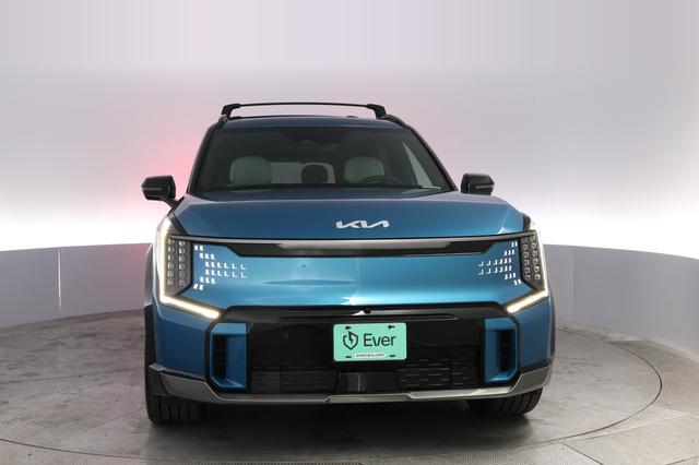 2024 Kia EV9 — photo 9 of 24