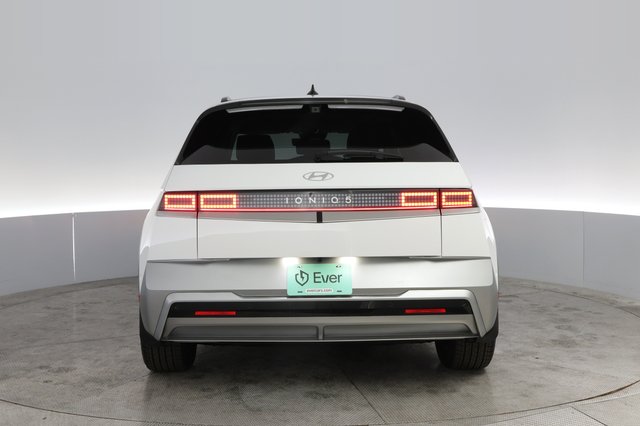 2025 Hyundai IONIQ 5 — photo 12 of 20