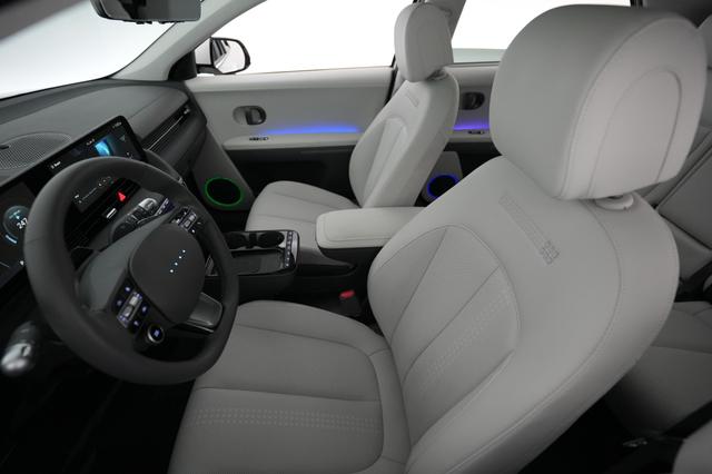2025 Hyundai IONIQ 5 — photo 3 of 20