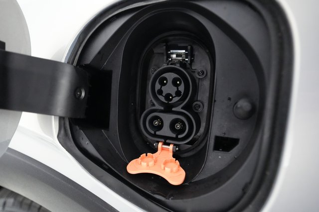 2022 Chevrolet Bolt EUV — photo 8 of 20