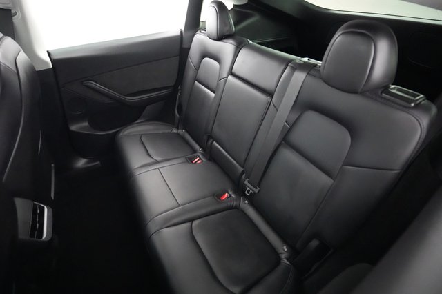 2022 Tesla Model Y — photo 19 of 21