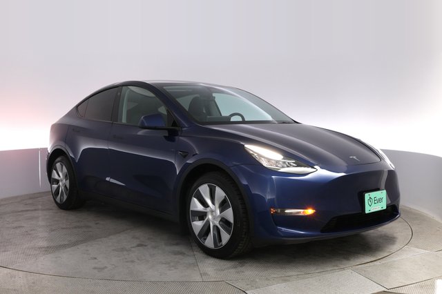 2022 Tesla Model Y — photo 10 of 21