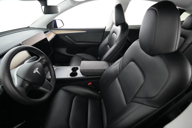 2022 Tesla Model Y — photo 3 of 21