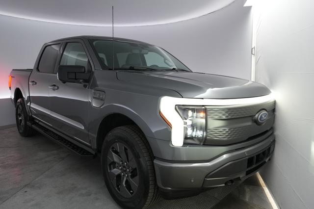2023 Ford F-150 Lightning — VIN 1FT6W1EV6PWG42491