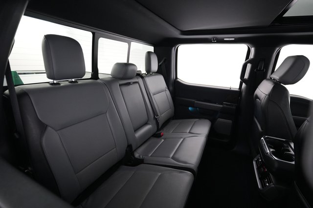 2023 Ford F-150 Lightning — photo 4 of 15