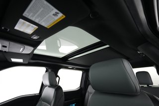 2023 Ford F-150 Lightning — photo 14 of 15