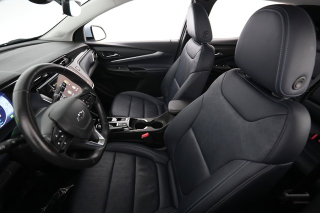 2023 Chevrolet Bolt EUV — photo 3 of 23