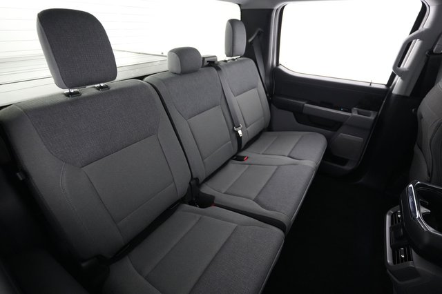 2024 Ford F-150 Lightning — photo 4 of 15