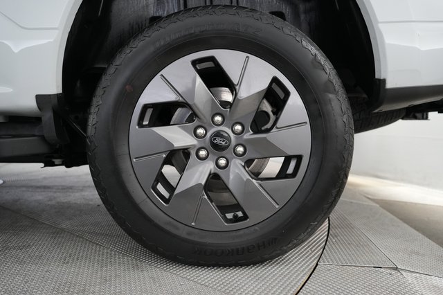 2024 Ford F-150 Lightning — photo 11 of 15