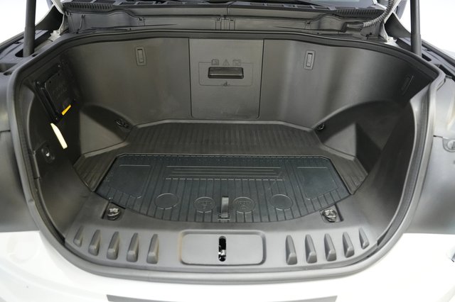 2024 Ford F-150 Lightning — photo 14 of 15