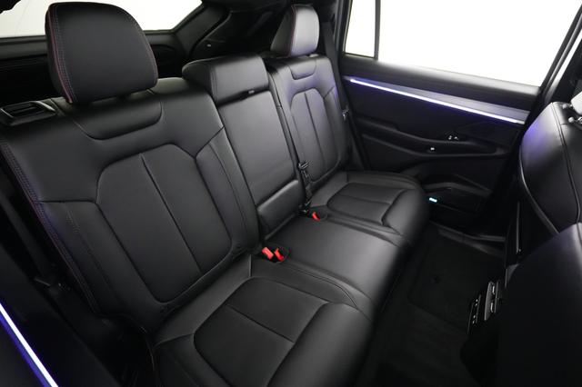 2024 Jeep Wagoneer S — photo 4 of 24