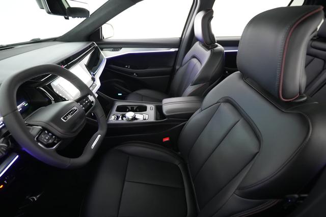 2024 Jeep Wagoneer S — photo 3 of 24
