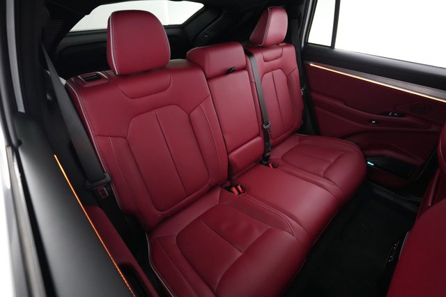2024 Jeep Wagoneer S — photo 4 of 19