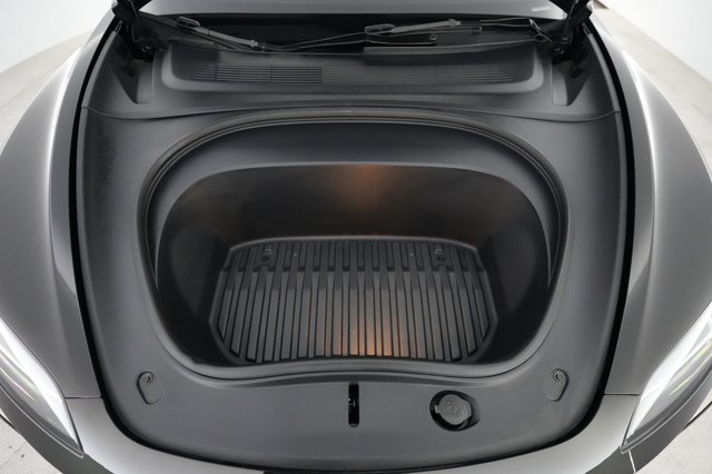 2025 Tesla Model 3 — photo 23 of 24