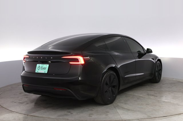 2025 Tesla Model 3 — photo 2 of 24