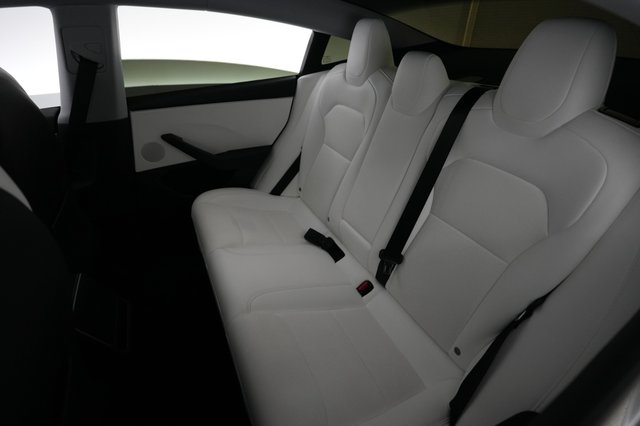 2025 Tesla Model 3 — photo 19 of 24