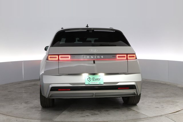 2025 Hyundai IONIQ 5 — photo 12 of 21