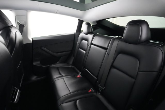 2021 Tesla Model Y — photo 19 of 21
