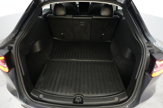 2021 Tesla Model Y — photo 6 of 21
