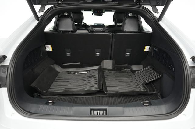 2022 Ford Mustang Mach-E — photo 6 of 20