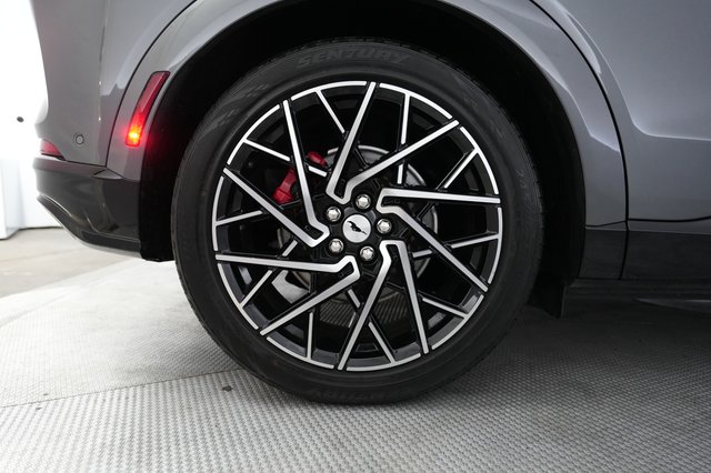 2023 Ford Mustang Mach-E — photo 15 of 24