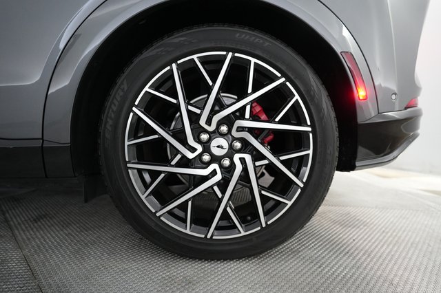 2023 Ford Mustang Mach-E — photo 17 of 24
