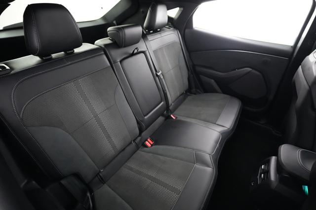 2023 Ford Mustang Mach-E — photo 4 of 24