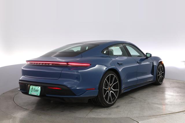 2023 Porsche Taycan — photo 2 of 22