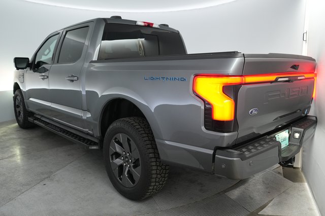 2023 Ford F-150 Lightning — photo 2 of 15