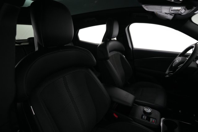 2023 Ford Mustang Mach-E — photo 18 of 22