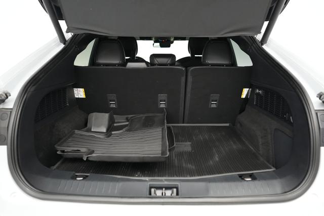 2023 Ford Mustang Mach-E — photo 6 of 22