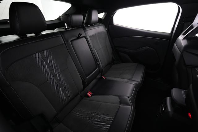2025 Ford Mustang Mach-E — photo 4 of 21