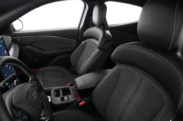 2025 Ford Mustang Mach-E — photo 3 of 21