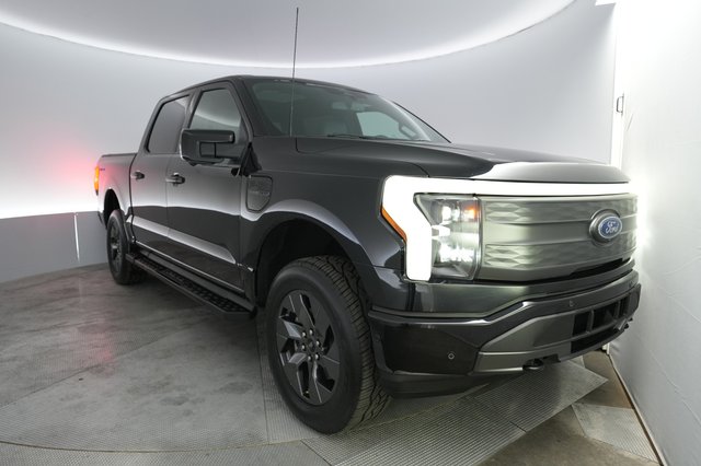 2022 Ford F-150 Lightning — VIN 1FT6W1EV0NWG14456